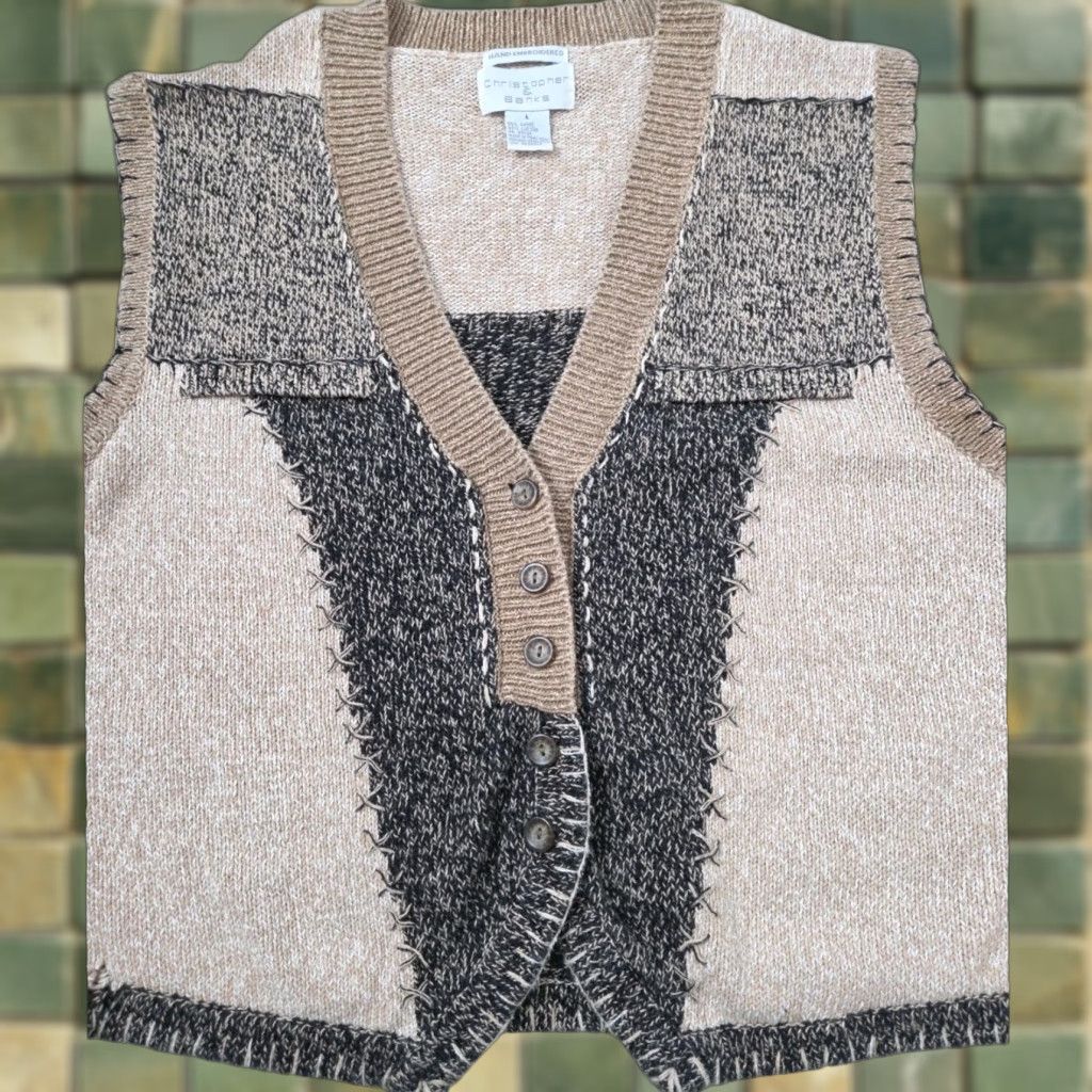 Vintage VINTAGE Patchwork Embroidered Knit Cardigan Sweater Vest Womens Large Beige Size L / US 10 / IT 46 - 1 Thumbnail