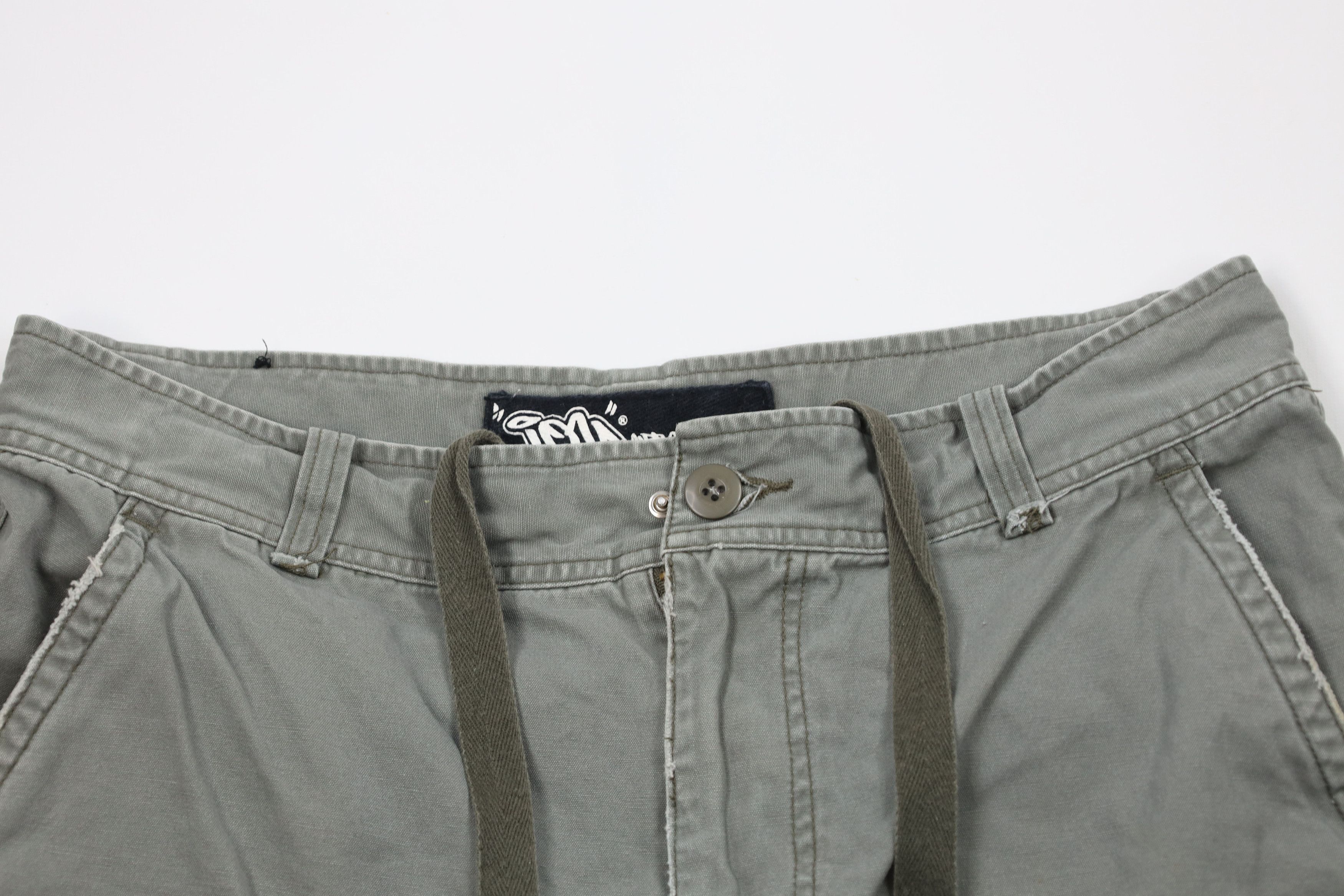 Vintage Vintage 90s IOU Baggy Fit Canvas Cargo Shorts Green Cotton Size US 34 / EU 50 - 2 Thumbnail