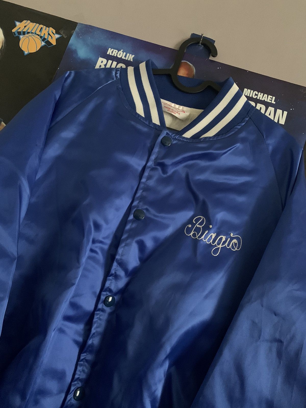 Vintage 70s/80s Vintage Satins „Apple Readi-Mix” Light Bomber Jacket Size US XXL / EU 58 / 5 - 2 Thumbnail