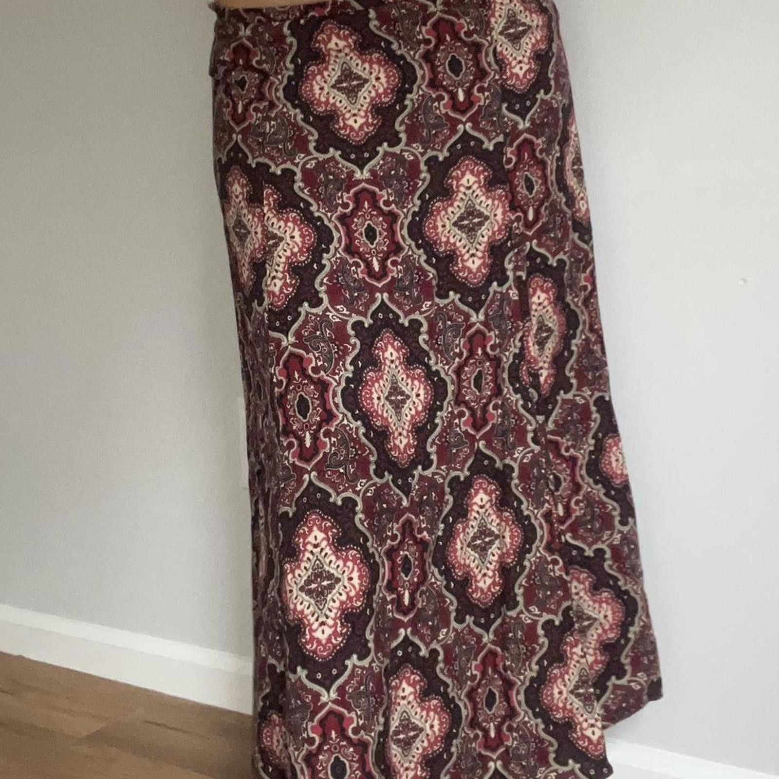 Other Red and burgundy midi skirt with a boho vibe #fairycore Size 32" / US 10 / IT 46 - 1 Thumbnail