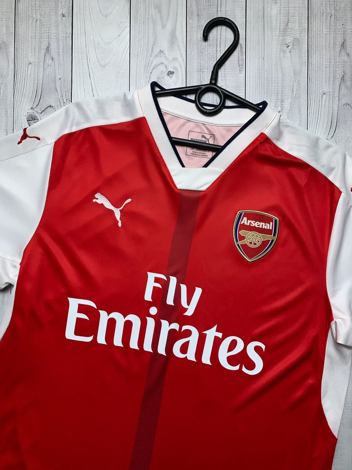 Puma × Vintage Vintage puma Arsenal soccer jersey size L red Size US L / EU 52-54 / 3 - 2 Thumbnail