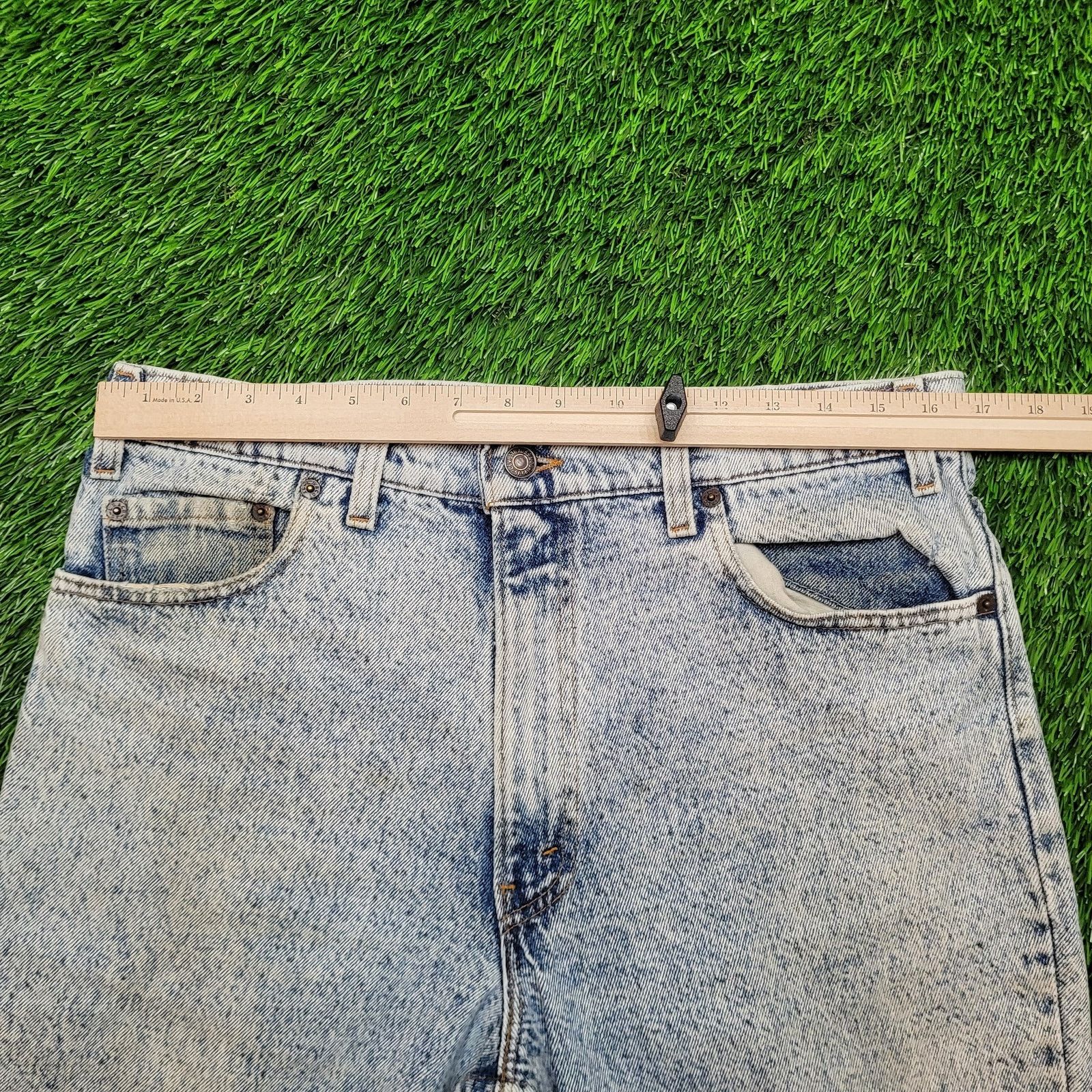 Levi's Vintage 90s Levi's 540 Jeans 33x29.5 USA Baggy Acid-Wash Size US 33 - 9 Thumbnail