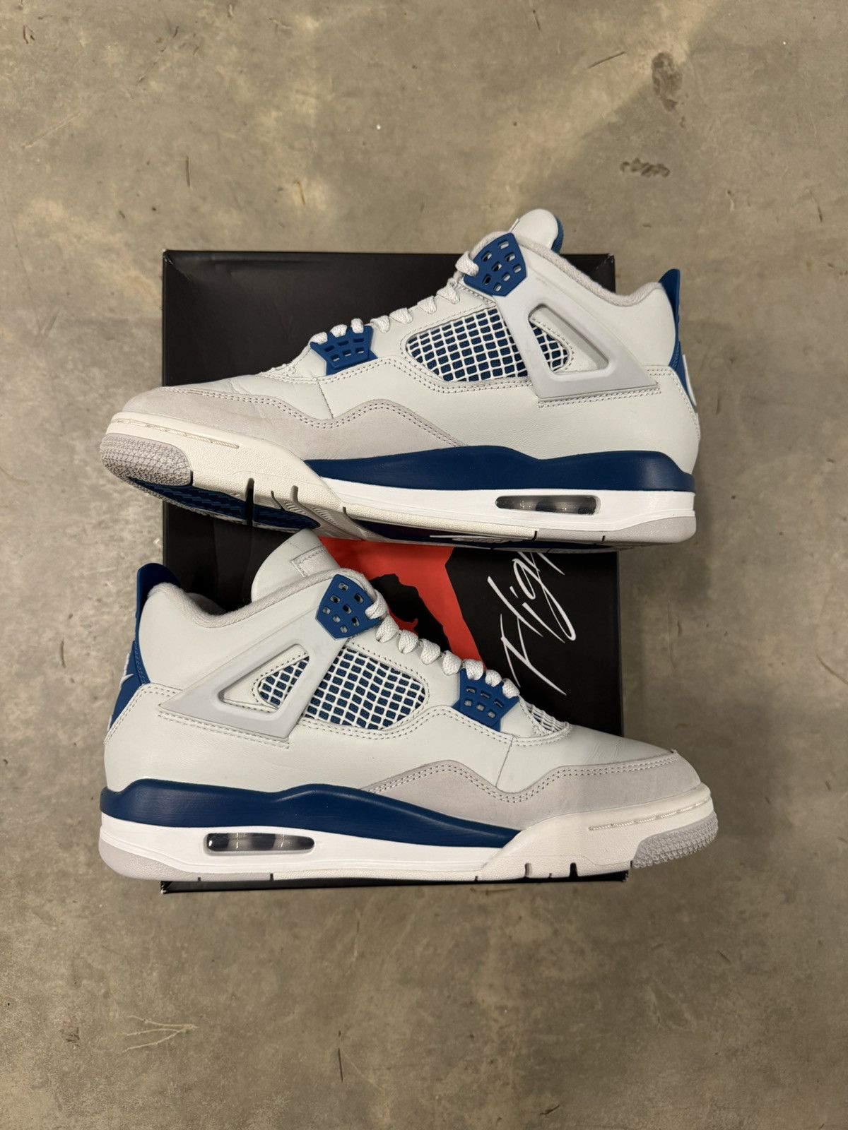 Jordan Brand Jordan 4 Retro OG Military Blue 2024 Size 8 Size US 8 / EU 41 - 3 Thumbnail