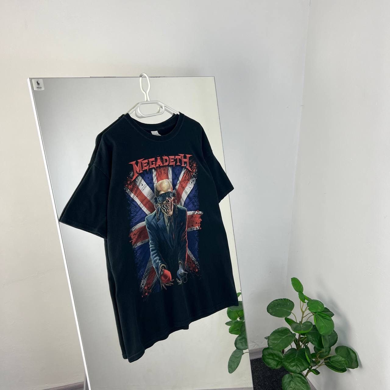 Band Tees Vintage Y2K Megadeth Skull Logo Rock Band T-Shirt Size US XL / EU 56 / 4 - 1 Thumbnail