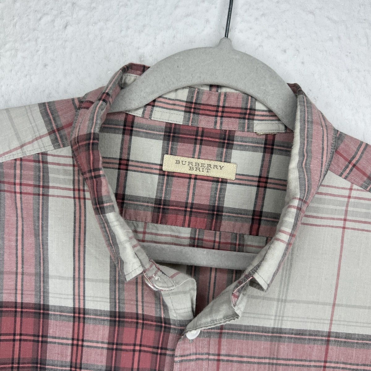 Burberry Burberry Shirt Button Up Nova Check Pattern Print Grey Red Size US XL / EU 56 / 4 - 5 Thumbnail