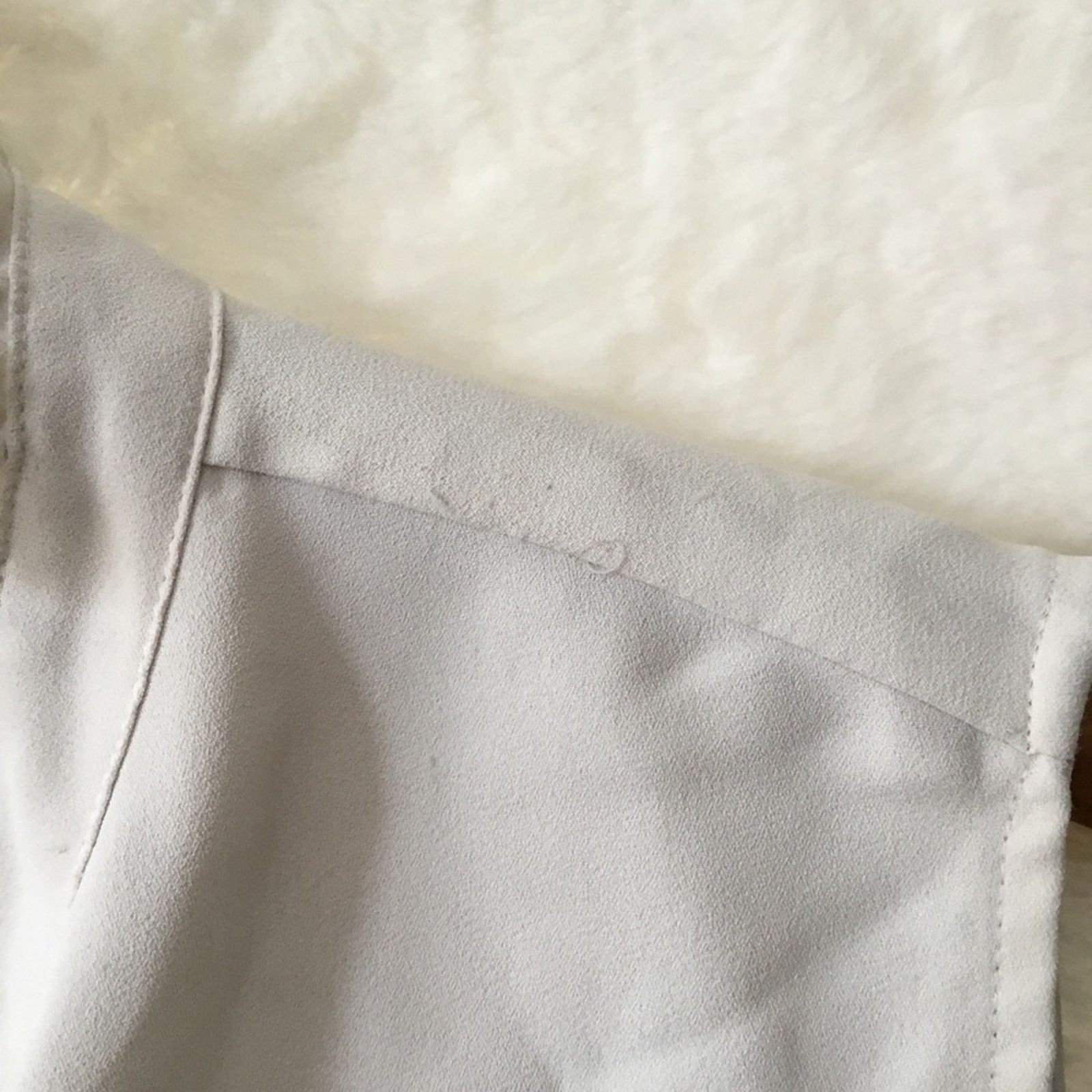 Ann Taylor Ann Taylor Light Beige Sleeveless Button Blouse Size M / US 6-8 / IT 42-44 - 11 Thumbnail