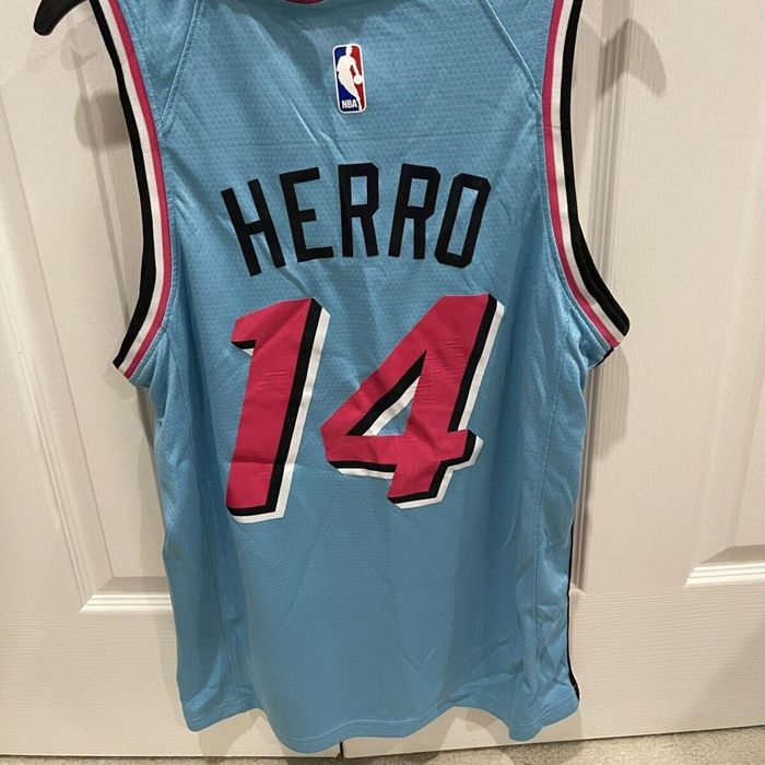 Tyler herro best sale vice city jersey