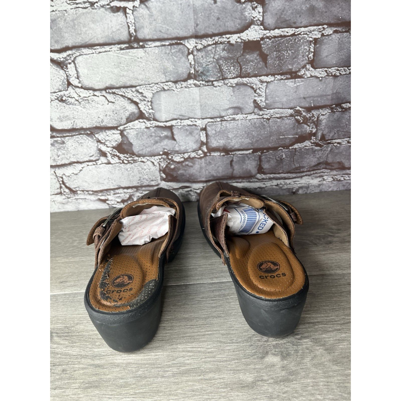 Crocs CROCS COBBLER Brown Leather Brass Buckle Heel Clogs Shoes Wo Size US 7 / IT 37 - 4 Thumbnail