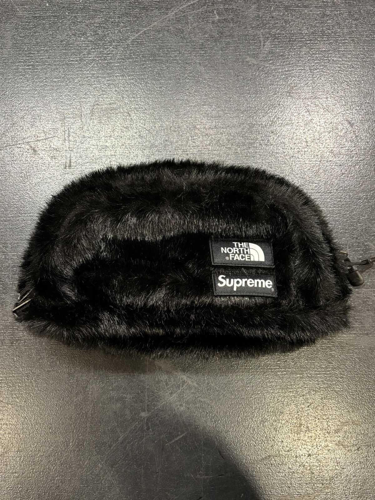 Supreme × The North Face Supreme X The North Face Faux Fur Waist Bag Size ONE SIZE - 1 Thumbnail