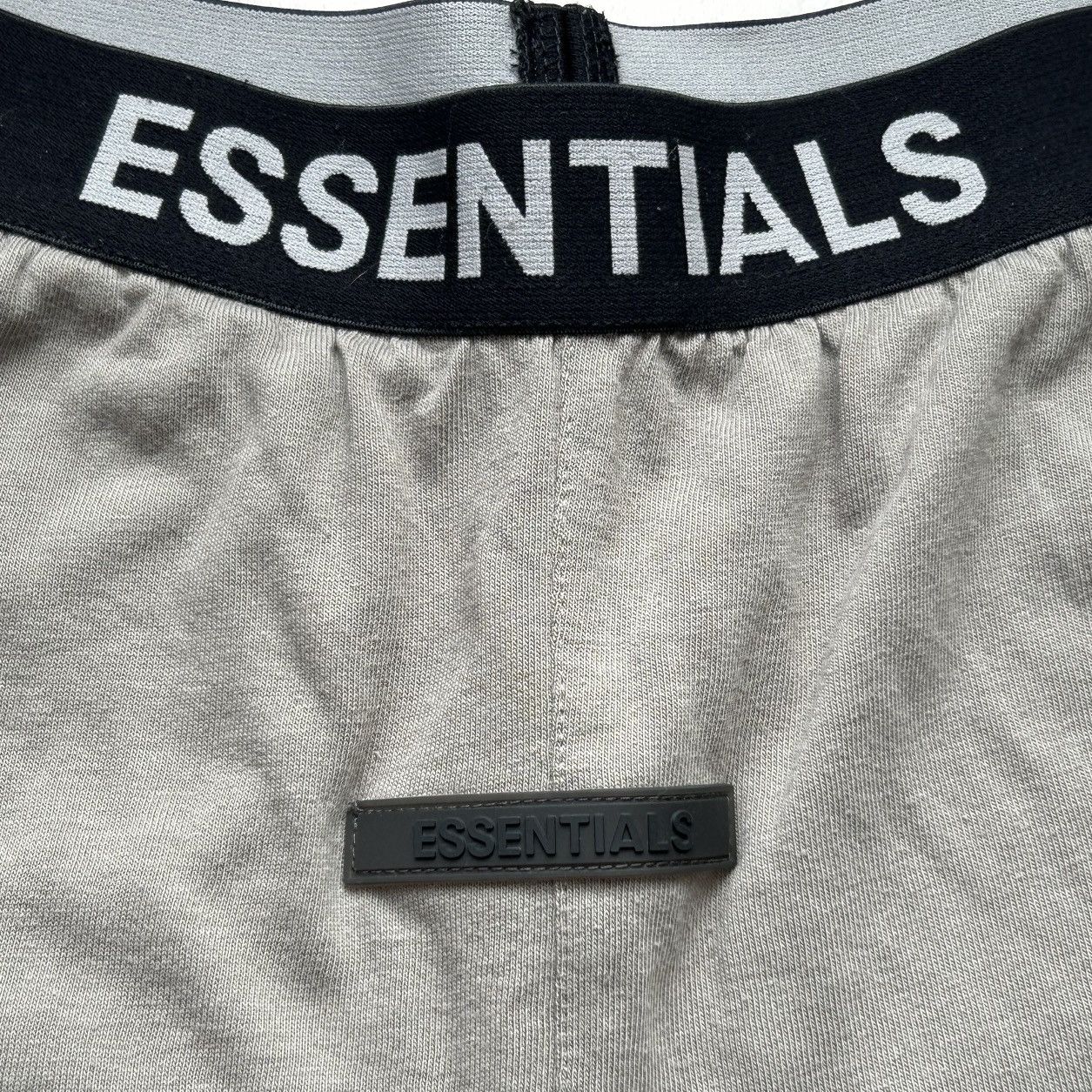 Essentials × Fear of God Fear of God Essentials Soft Fitted Logo Lounge Pants size S Size US 28 / EU 44 - 3 Thumbnail