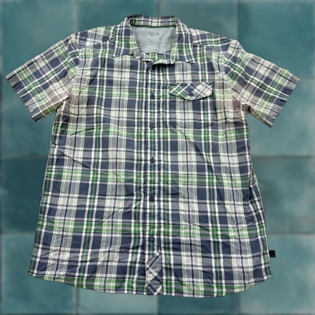 Mountain Hardwear Mountain Hardwear Button-Up Shirt Men’s M Plaid Short Sleeve Multicolor Button-Up Shirt Mens Regular Fall Spring Summer Winter All Seasons Size US M / EU 48-50 / 2 - 1 Thumbnail