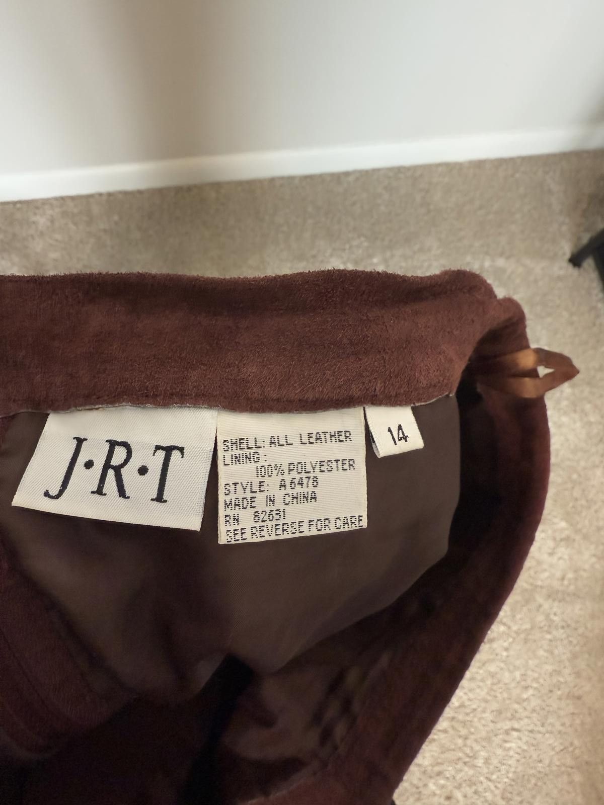 Designer Vintage 80s 90s suede dark brown/burgundy long skirt Size 36" / US 14 / IT 50 - 6 Thumbnail