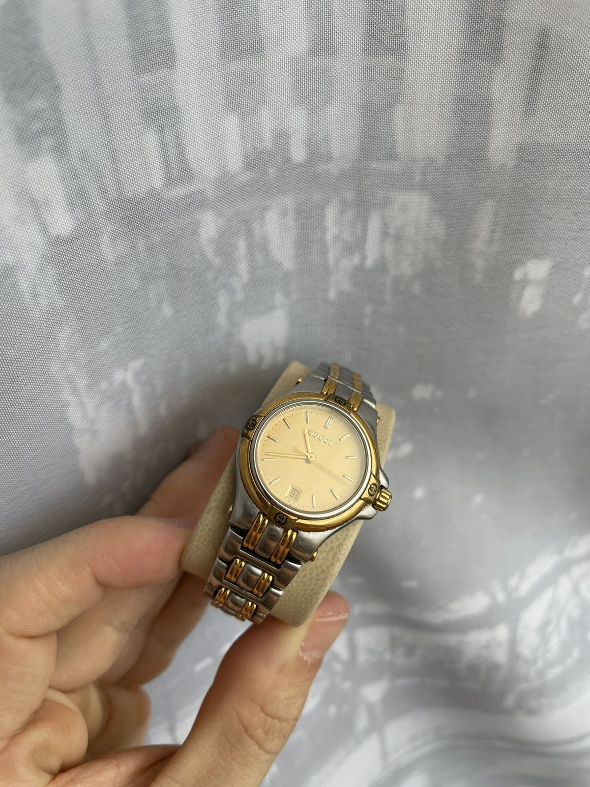 Gucci Gucci Watch 9000L Size ONE SIZE - 5 Thumbnail