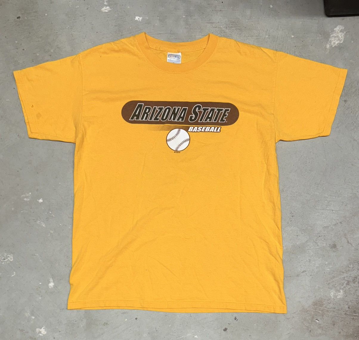Other vintage asu graphic Size US L / EU 52-54 / 3 - 2 Thumbnail