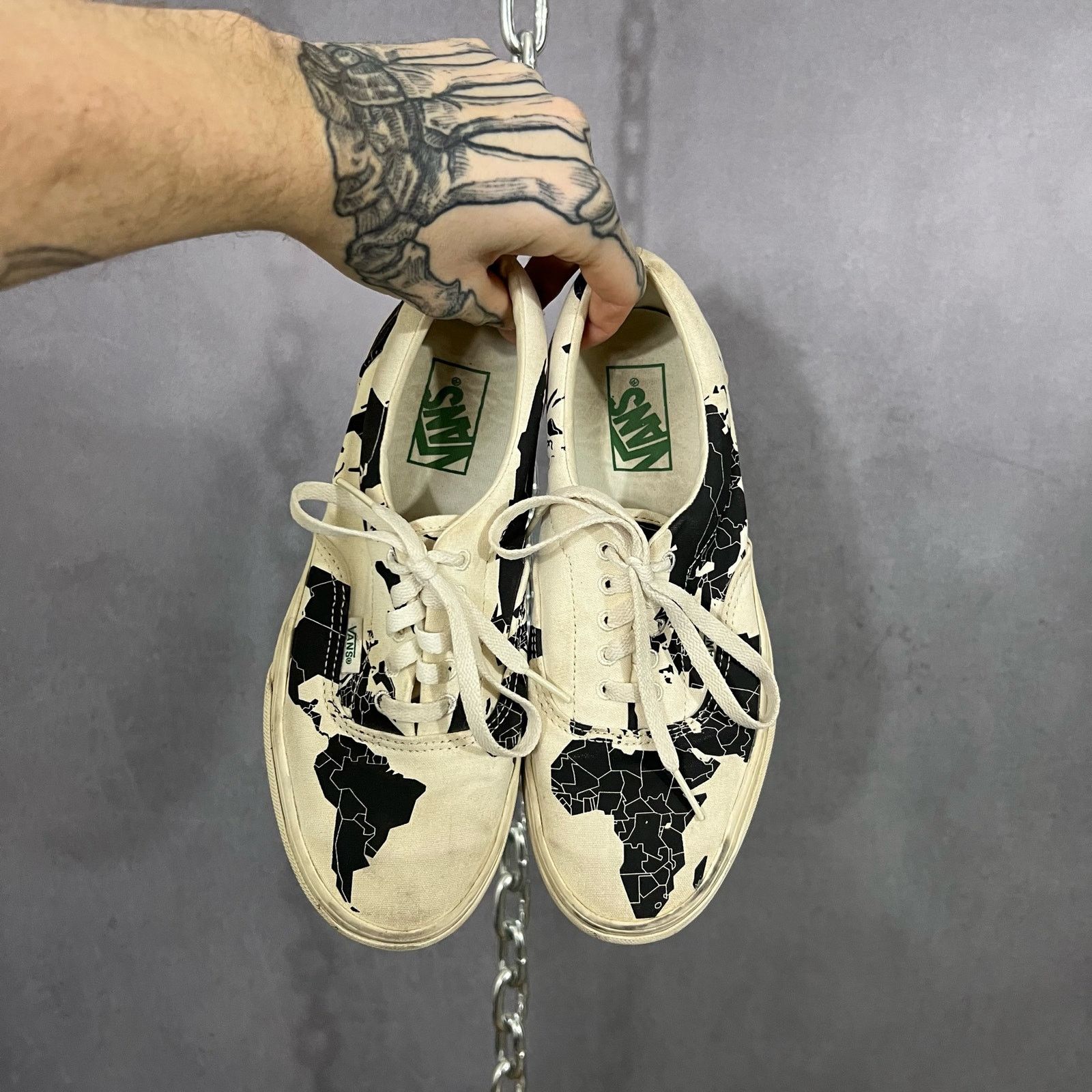 Vans Vans Era Shoe Save Our Planet Mens World Map Off The Wall Size US 7 / EU 40 - 2 Thumbnail