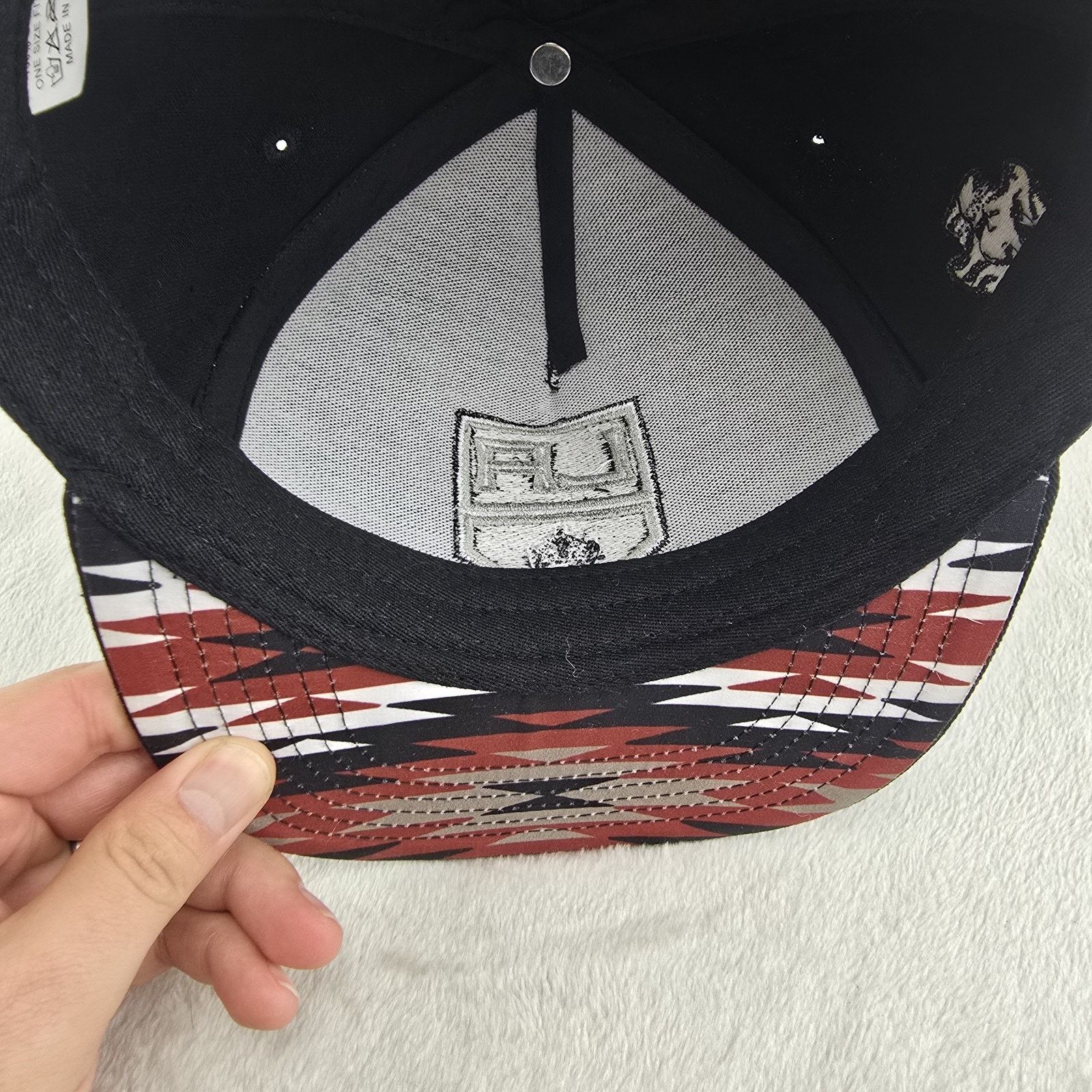 Other LA Kings x San Manuel Casino Hat Snapback Aztec Arrowhead Size ONE SIZE - 8 Thumbnail
