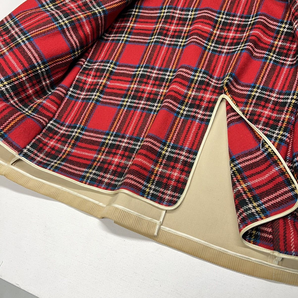 Vintage × Woolrich Woolen Mills VTG Woolrich Jacket Coat Corduroy Wool Lined Plaid Beige Size US S / EU 44-46 / 1 - 6 Thumbnail