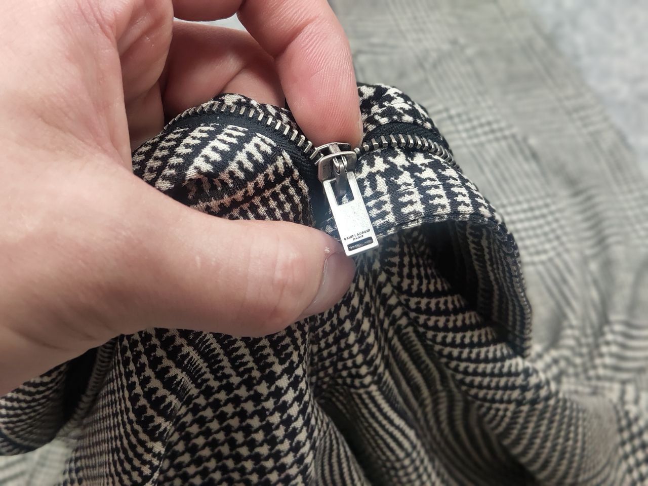 Yves Saint Laurent Saint Laurent check Skinny Jersey Leggings Trousers pants Size 30" / US 8 / IT 44 - 18 Thumbnail