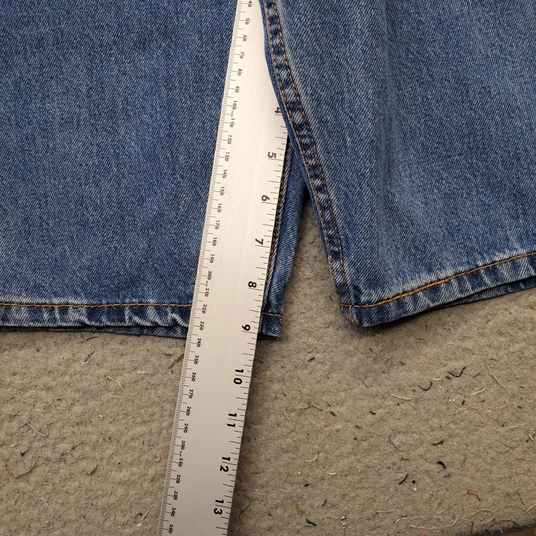 Levi's Levi's 405 Standard Jean Shorts Mens 30 Blue Denim Stretch Medium Wash Bermuda Casual Mens Size 30 Blue Denim 9" Inseam White Tab Size US 30 / EU 46 - 4 Thumbnail