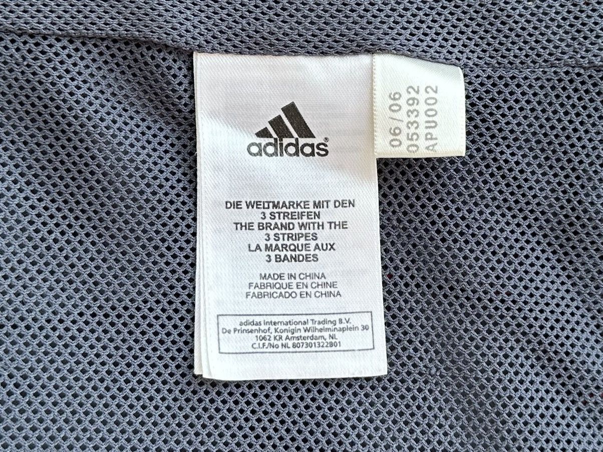 Adidas × Vintage Liverpool England Adidas 2006 Proof Football Jacket Boys S Size US XXS / EU 40 - 6 Thumbnail