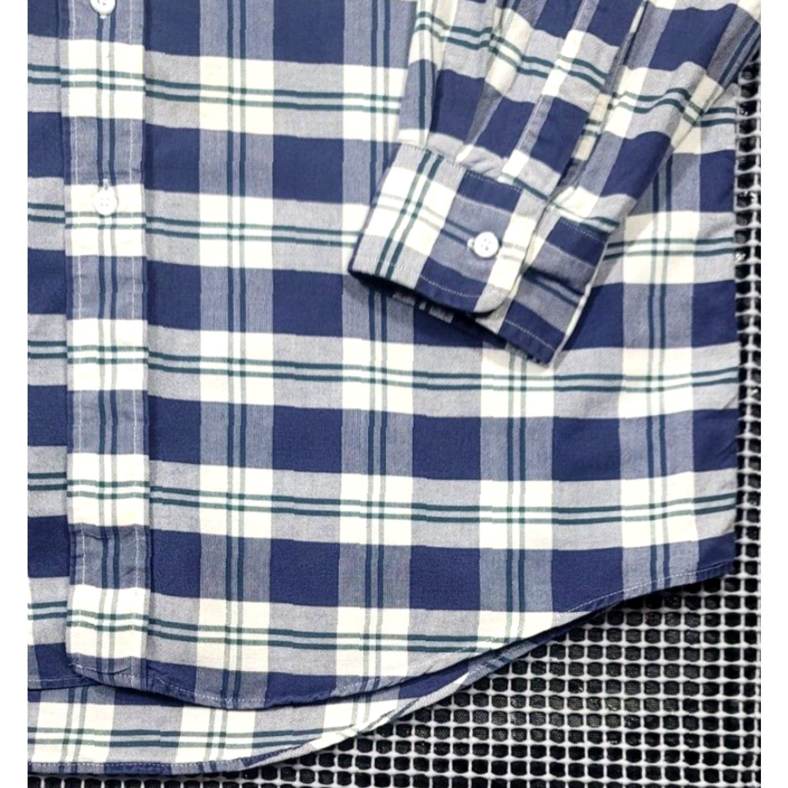 Vintage VINTAGE L.L. Bean Shirt Mens 18.5 34 Plaid Blue White Button-Up Oxford USA Made Size US XXL / EU 58 / 5 - 3 Thumbnail