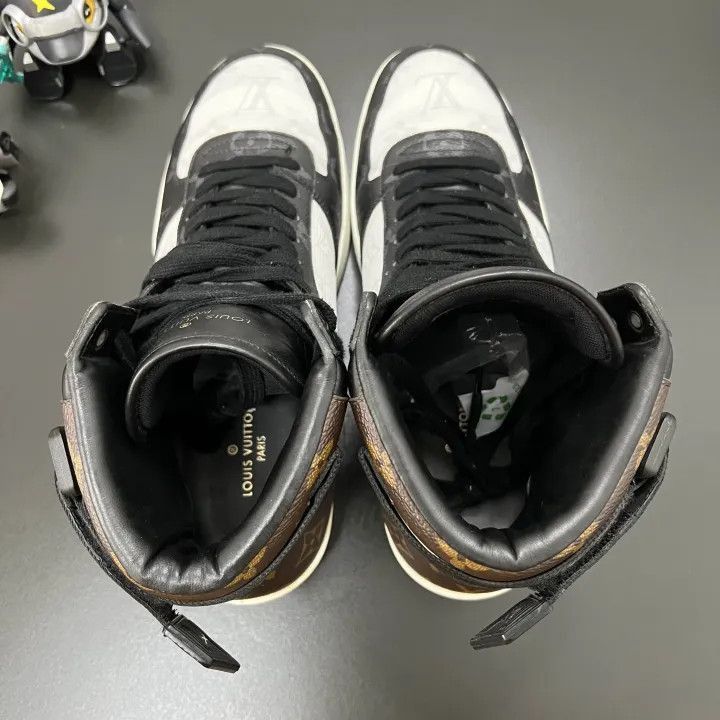 Louis Vuitton Louis Vuitton Rivoli High-Top Sneakers for Men -2508 Size US 8 / EU 41 - 7 Thumbnail
