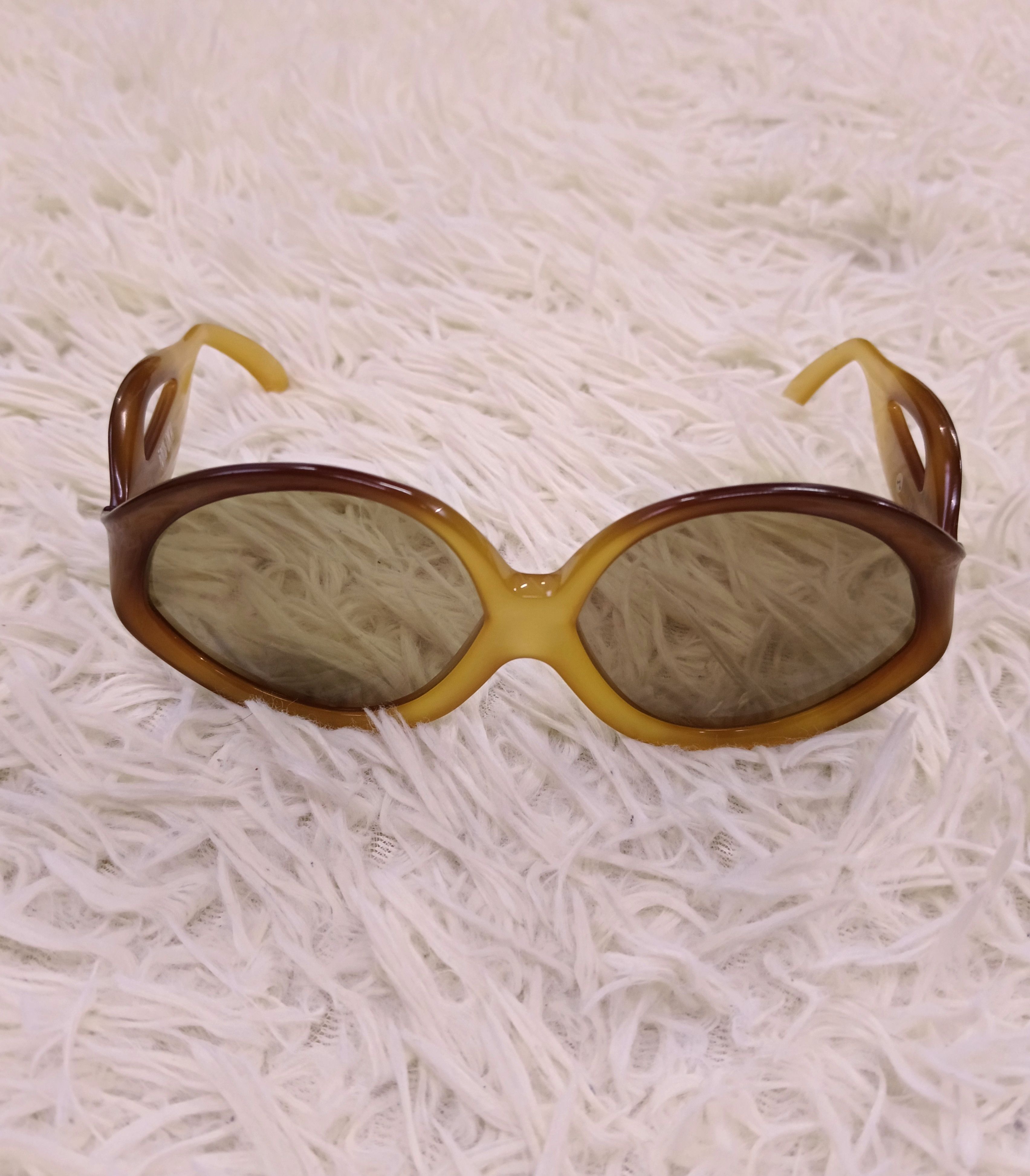 クリスチャンディオール　MISS diorella 22ghy25 Vintage Christian Dior Miss Diorella/N Shield 22GHY 125 Dior