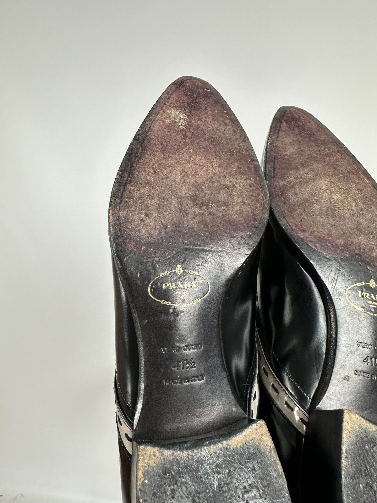 Prada Prada Studded Rhinestone Two-Tone Oxford Dress Leather Shoes Size US 8 / EU 41 - 19 Thumbnail