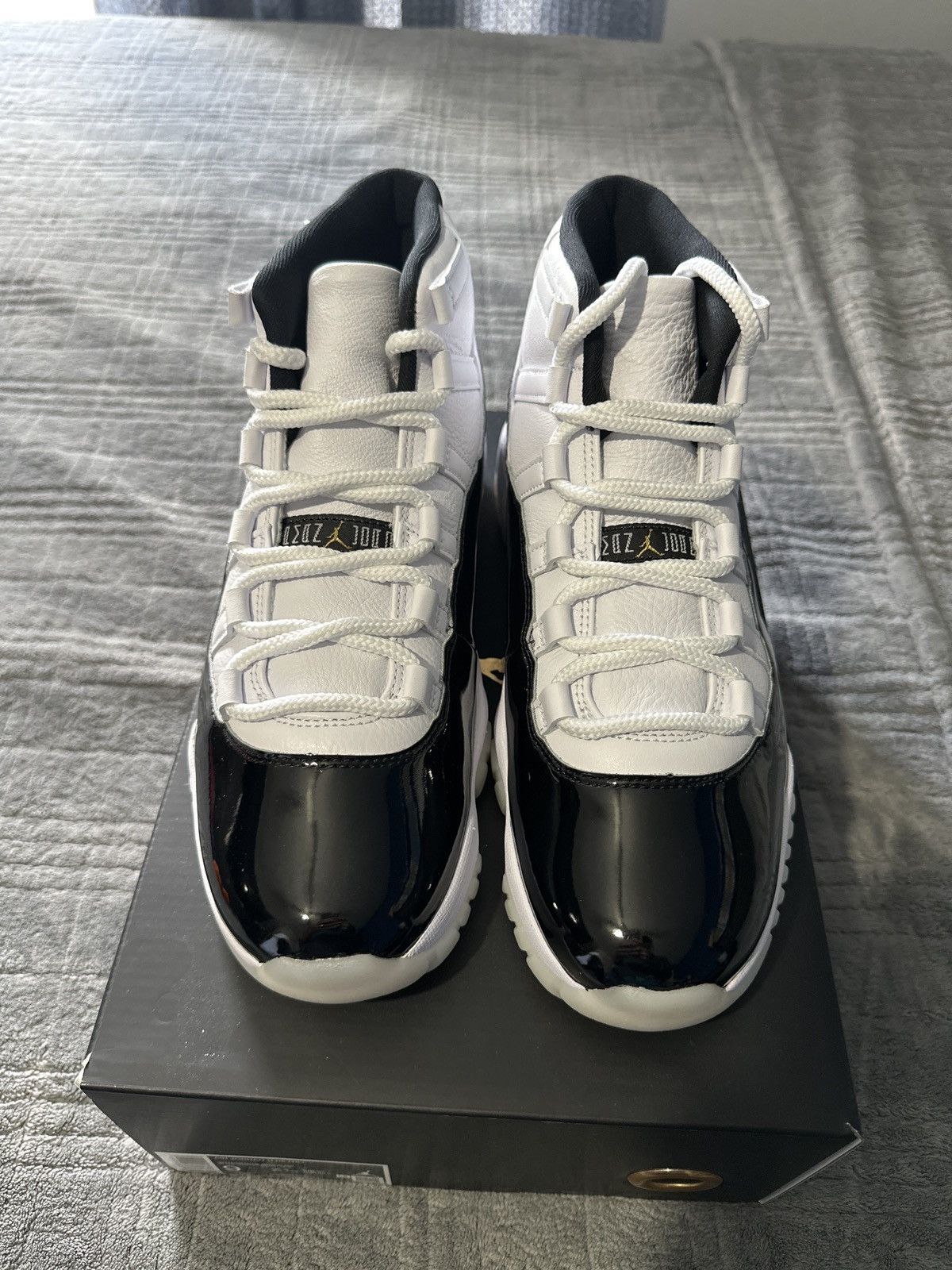 Jordan Brand × Nike Jordan 11 - Gratitude Size US 9 / EU 42 - 2 Thumbnail