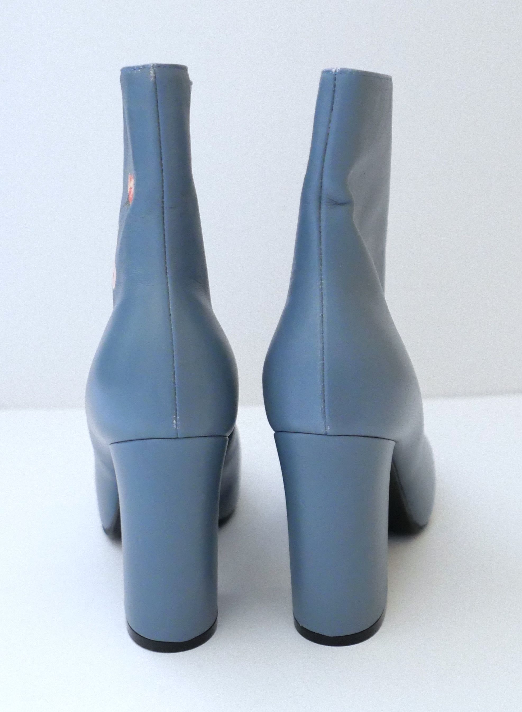 Dries Van Noten Dries Van Noten Fall 2019 Rose Print Ankle Boots Size US 6 / IT 36 - 4 Thumbnail