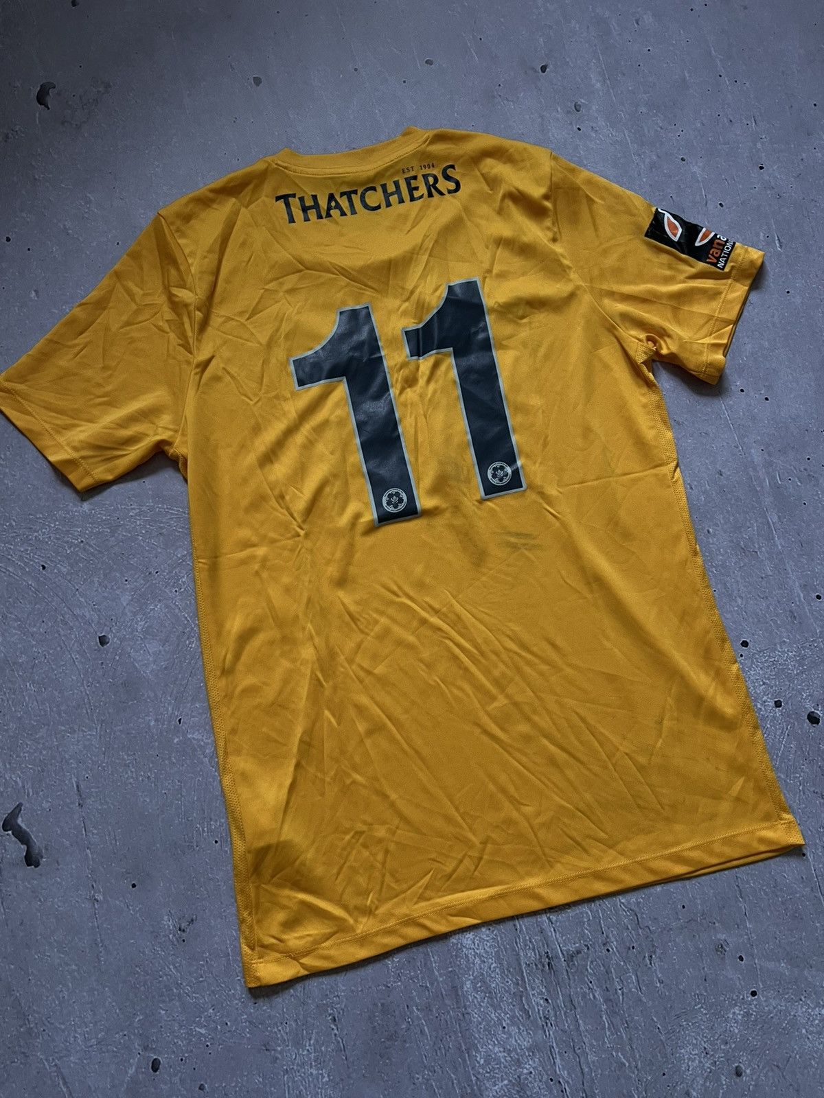Nike Torquay United 2019-20 Nike t-shirt football jersey sz M #11 Size US M / EU 48-50 / 2 - 6 Thumbnail