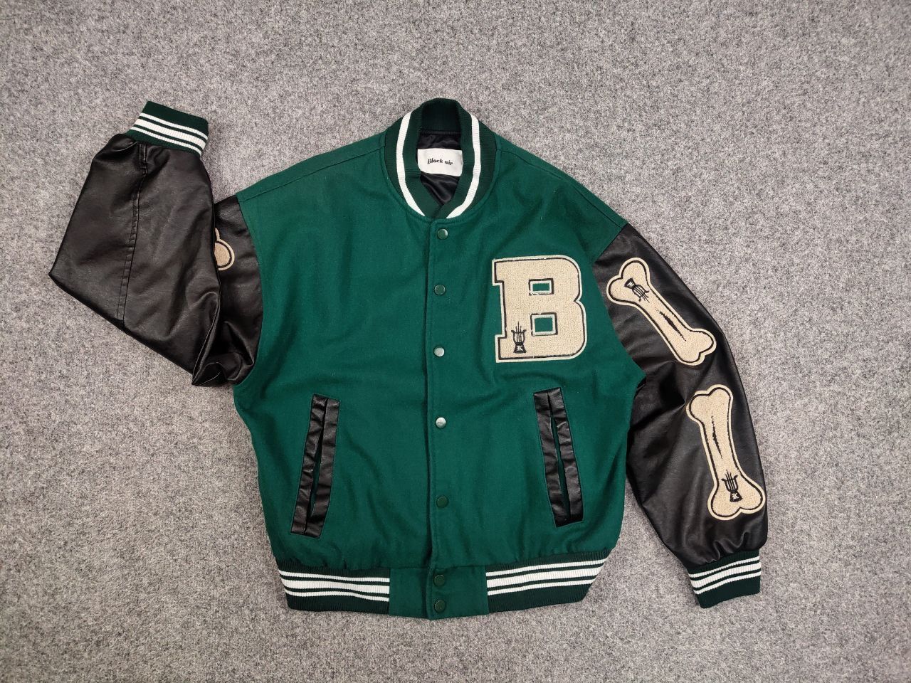Japanese Brand Vintage Bones Japan Skeleton Letterman Varsity Bomber Jacket Size US S / EU 44-46 / 1 - 14 Thumbnail