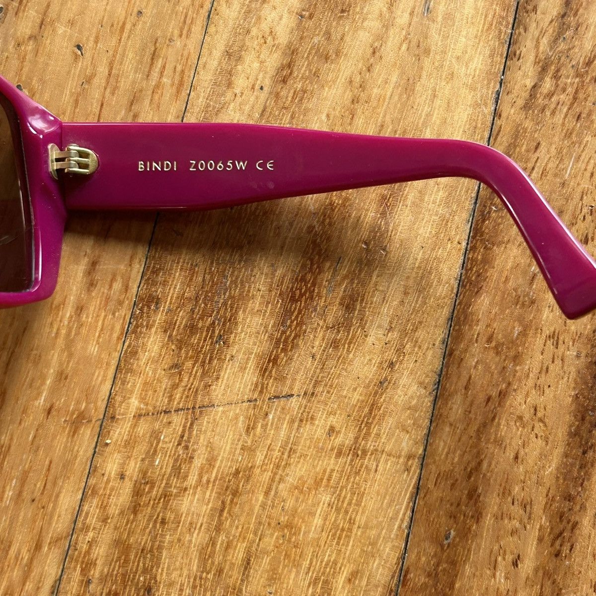 Louis Vuitton Louis Vuitton FW2006 Bindi Sunglasses by Marc Jacobs Size ONE SIZE - 6 Thumbnail