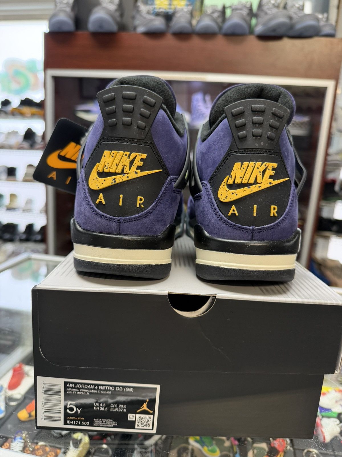 Jordan 4 Retro 
