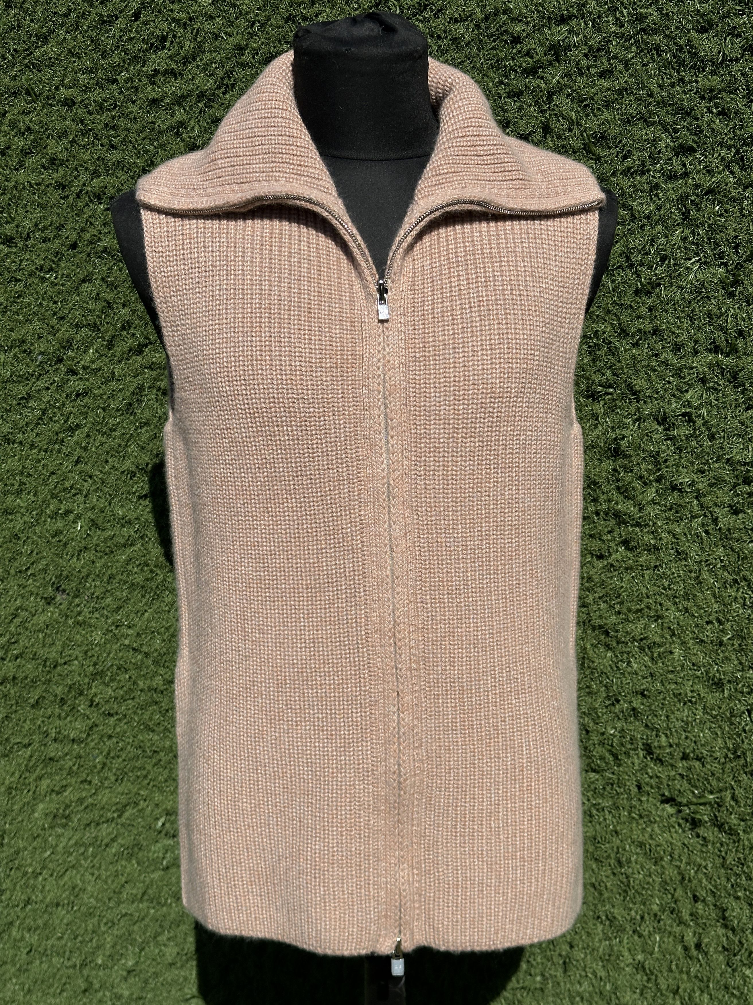 Loro Piana Loro Piana Davenport Cashmere Vest Funnel Neck Knit One Size Size ONE SIZE - 1 Thumbnail