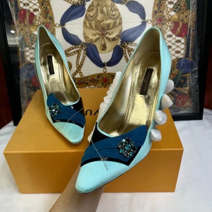 Other Louis Vuitton Crystal Embellished Heels for Women -2508 Size US 6 / IT 36 - 5 Thumbnail