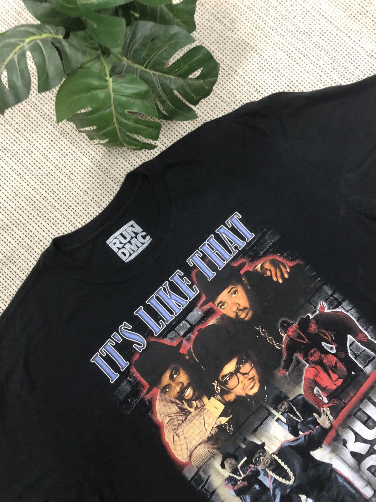 RUN DMC × Rap Tees RUN DMC IT’S LIKE THAT BLACK TEE Size US XL / EU 56 / 4 - 1 Thumbnail