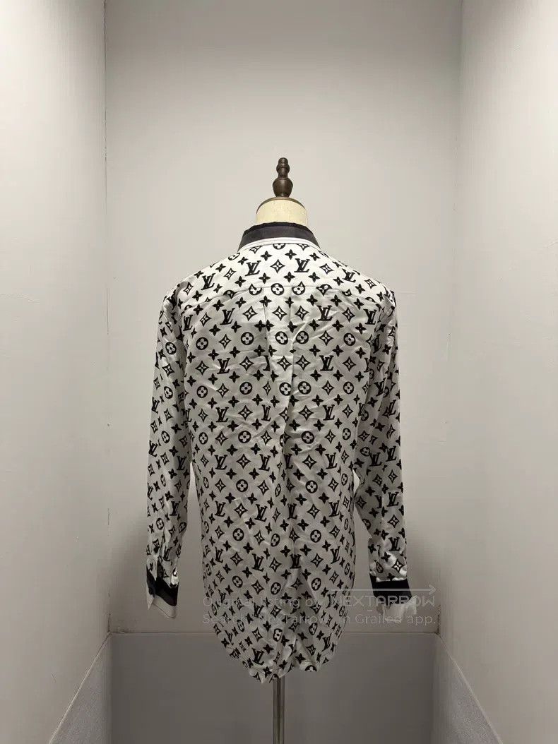 Louis Vuitton Louis Vuitton Old-flower printed mulberry silk shirt Size XXS / US 00 / IT 34 - 2 Thumbnail
