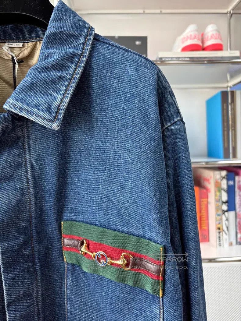 Gucci Gucci Blue lapel striped horse button denim jacket Size US S / EU 44-46 / 1 - 2 Thumbnail