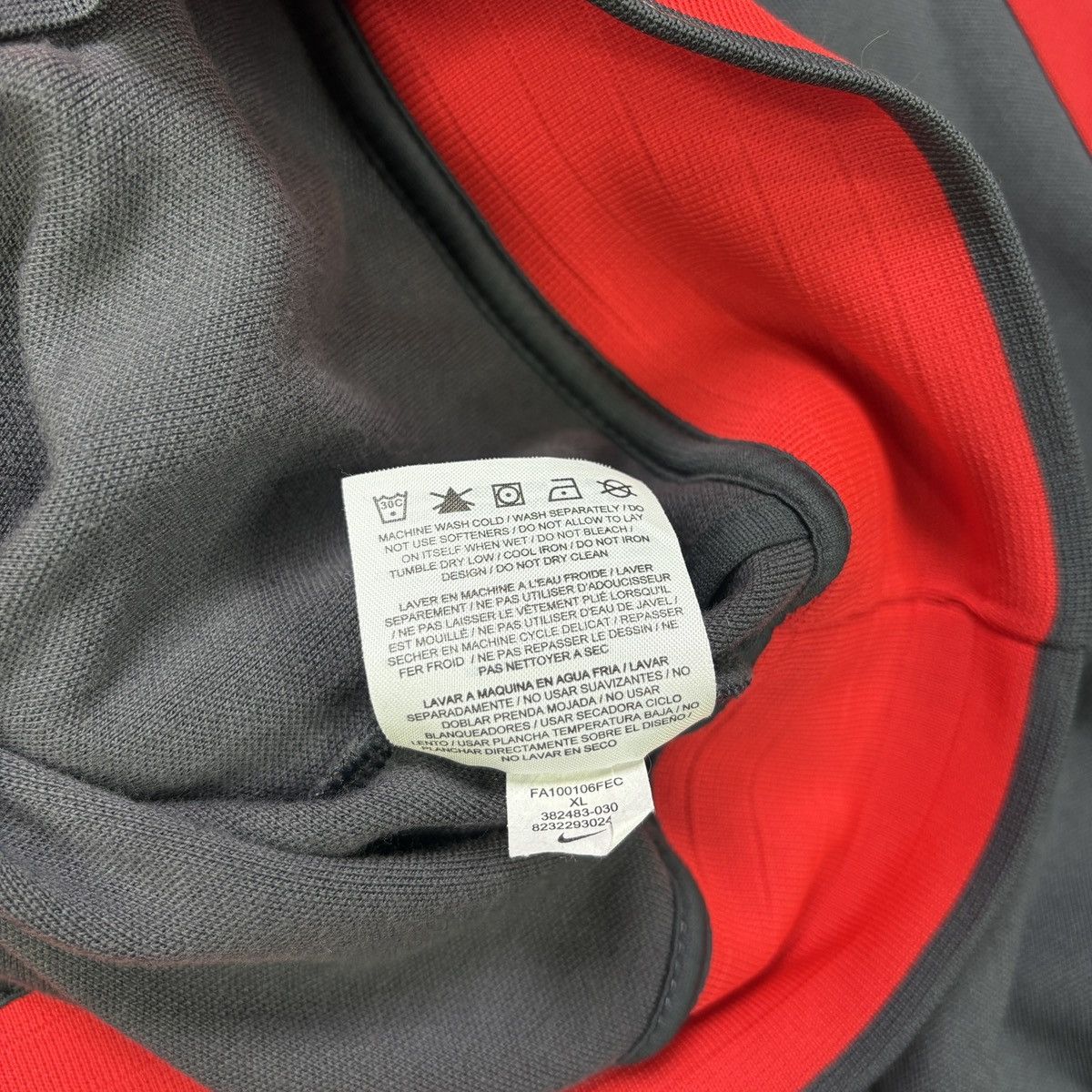 Nike Nike 2010 x manchester united fullzip Size US XL / EU 56 / 4 - 5 Thumbnail