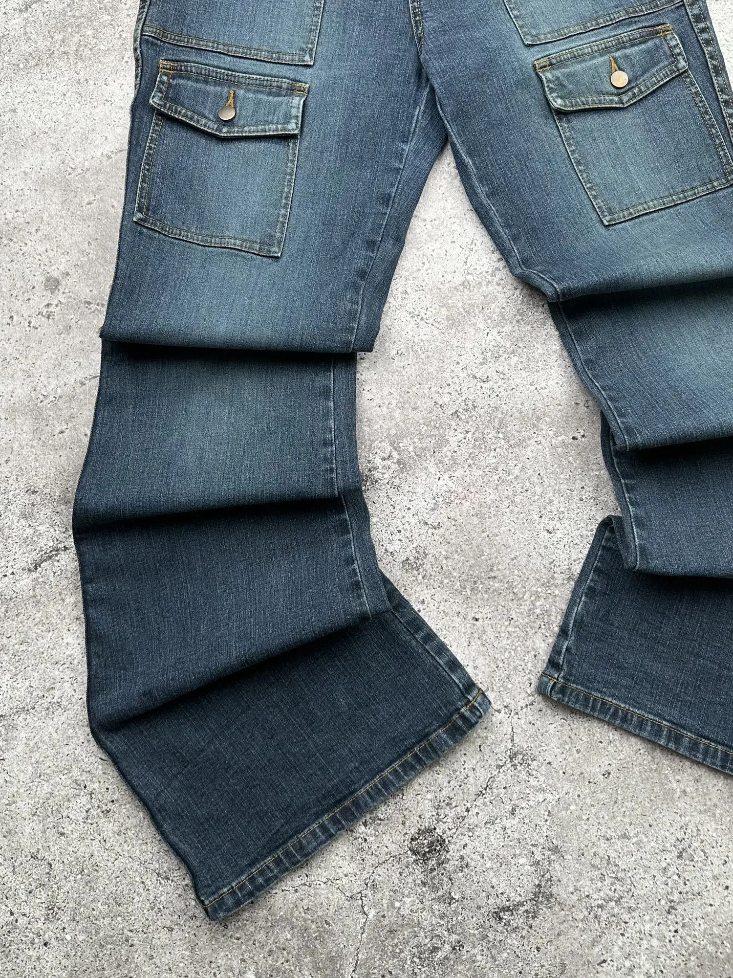Japanese Brand Vintage Cargo Flare Jeans C258(V546) Size 27" / US 4 / IT 40 - 3 Thumbnail