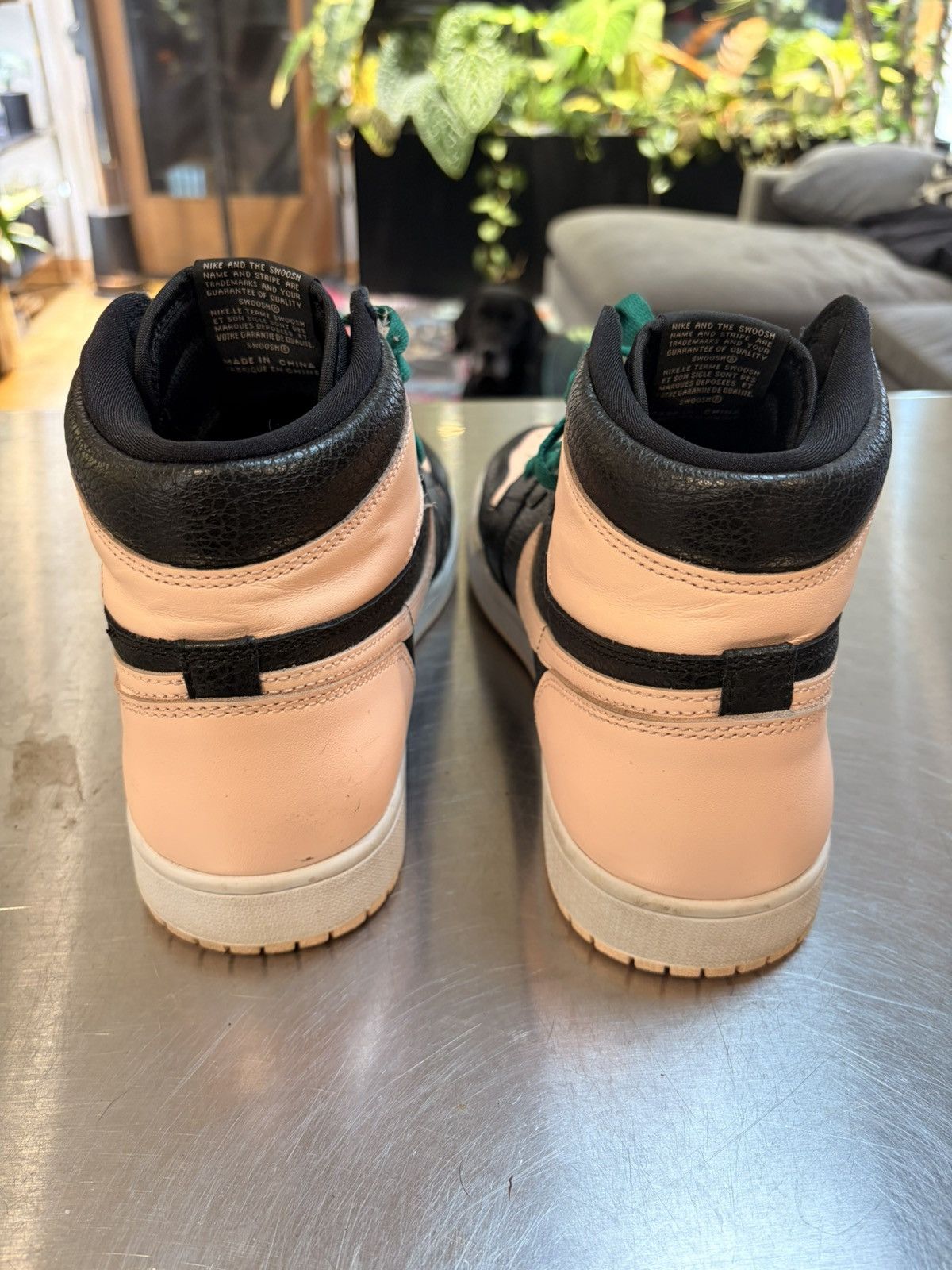 Jordan Brand Jordan 1 Crimson Tint Size US 10.5 / EU 43-44 - 4 Thumbnail