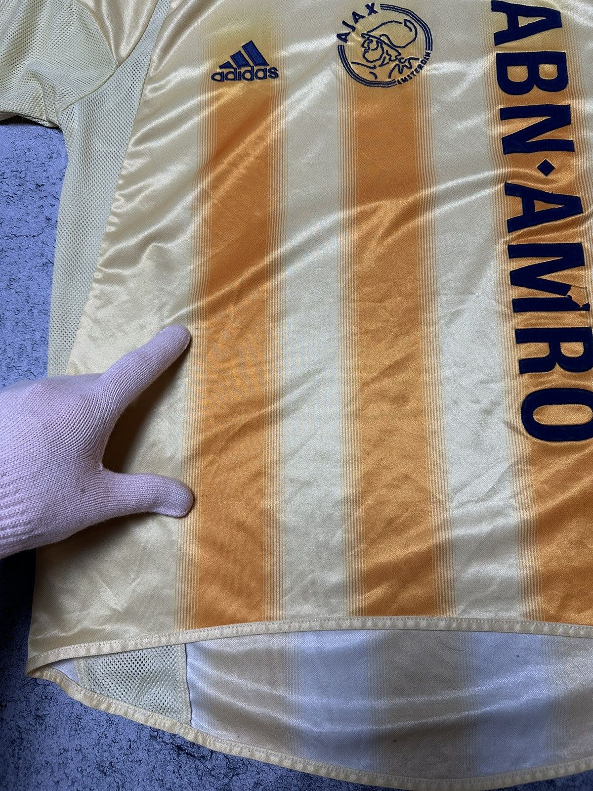 Adidas × Vintage Vintage Adidas Ajax 2004 Soccer Jersey Size US S / EU 44-46 / 1 - 11 Thumbnail