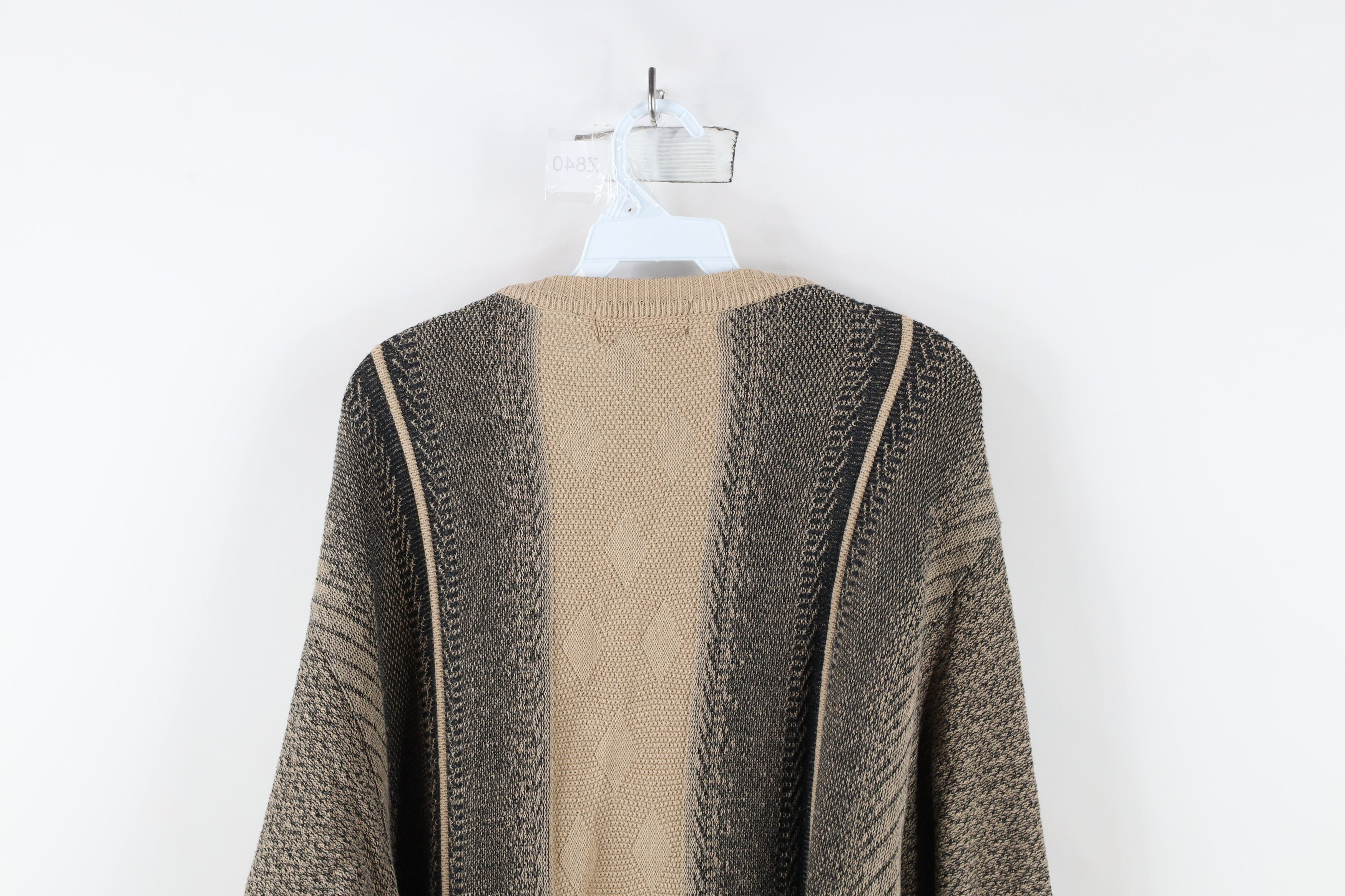 Vintage Vintage 90s Coogi Style Diamond Textures Knit Sweater Size US L / EU 52-54 / 3 - 8 Thumbnail
