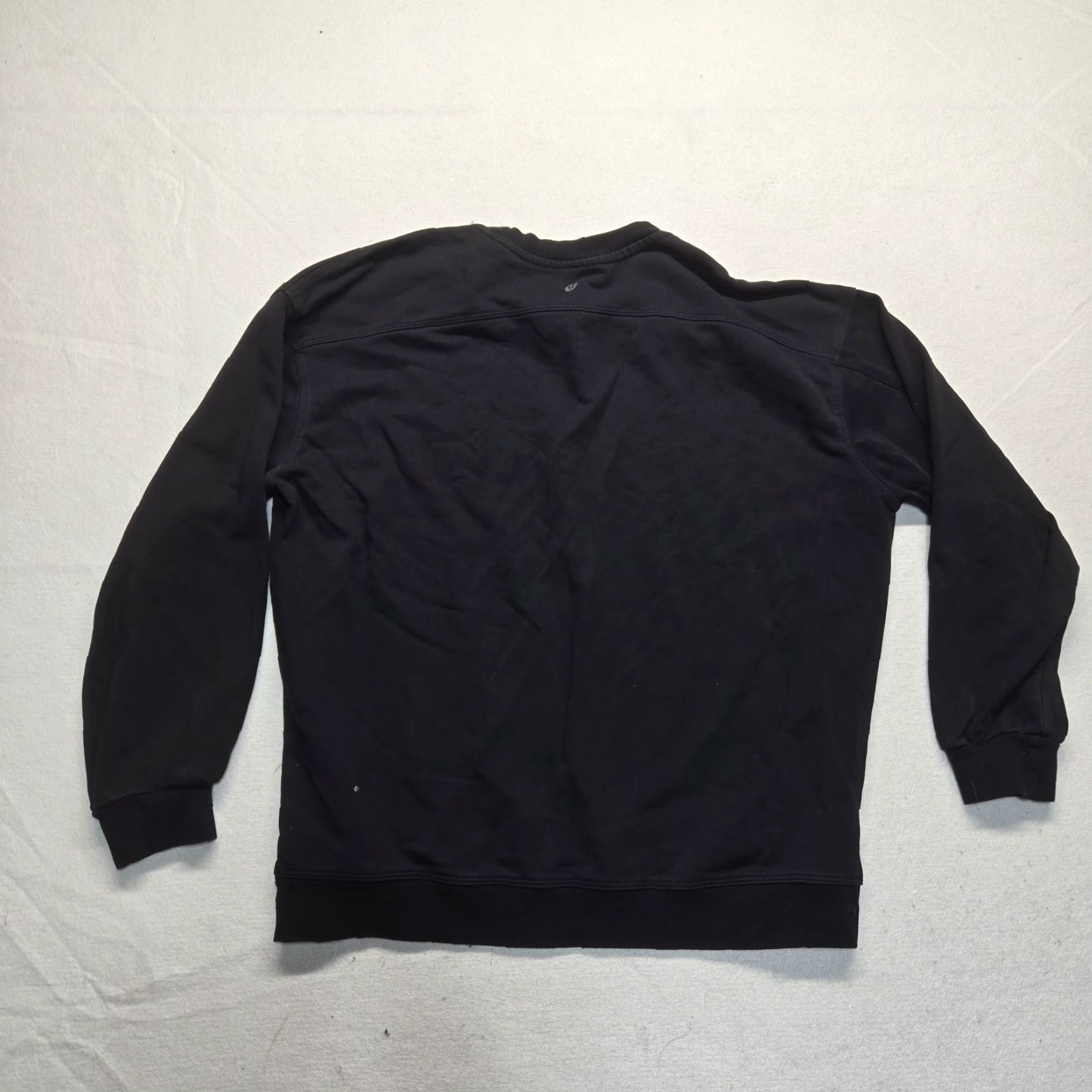 Lululemon Lululemon Women's Long Sleeve Pull-over Sweater Black Size 10 Activewear Size L / US 10 / IT 46 - 7 Thumbnail