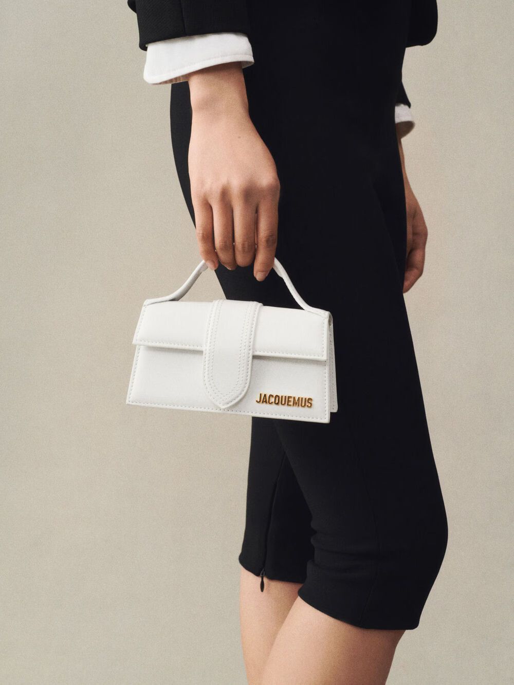 Jacquemus o1la1rc1a0925 Size: OS / Le Bambino Bag in White Size ONE SIZE - 6 Thumbnail
