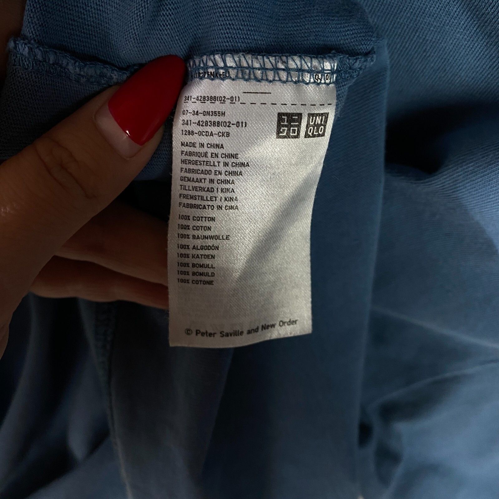 Uniqlo Uniqlo Peter Saville Remix Tee Men's Size L Blue ` Size US L / EU 52-54 / 3 - 5 Thumbnail
