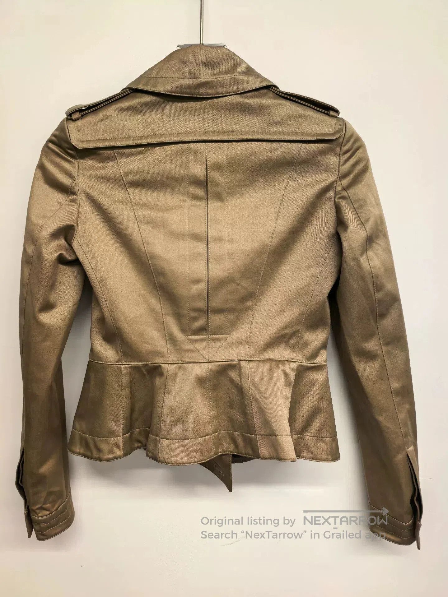 Burberry Burberry Women's Short Leather Jacket. Size S / US 4 / IT 40 - 2 Thumbnail