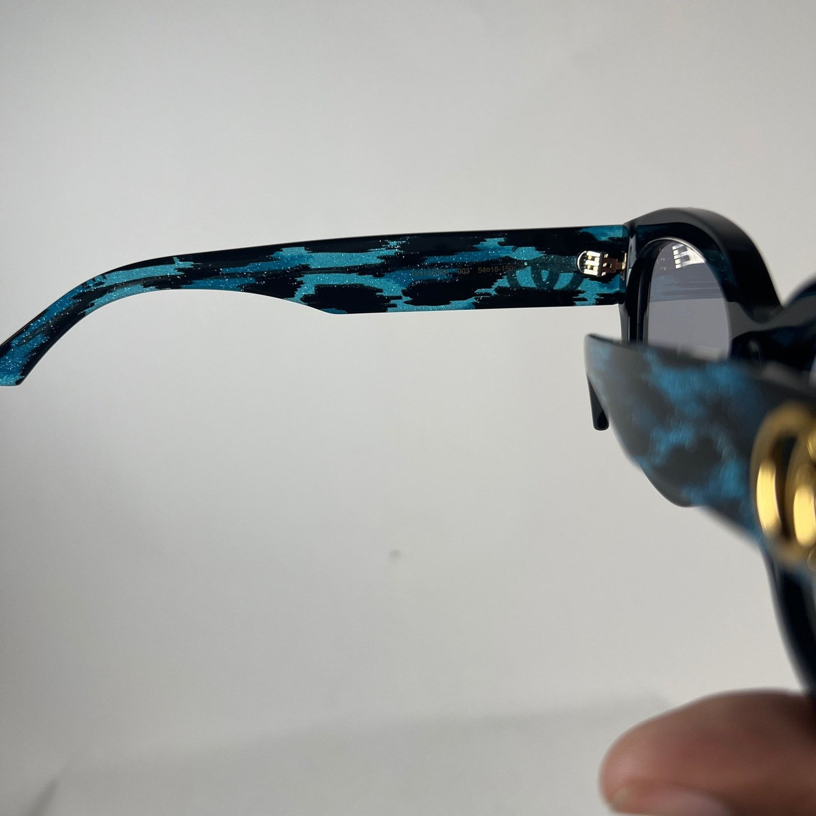 Gucci Gucci Black/Blue Butterfly Frame Sunglasses Size ONE SIZE - 5 Thumbnail