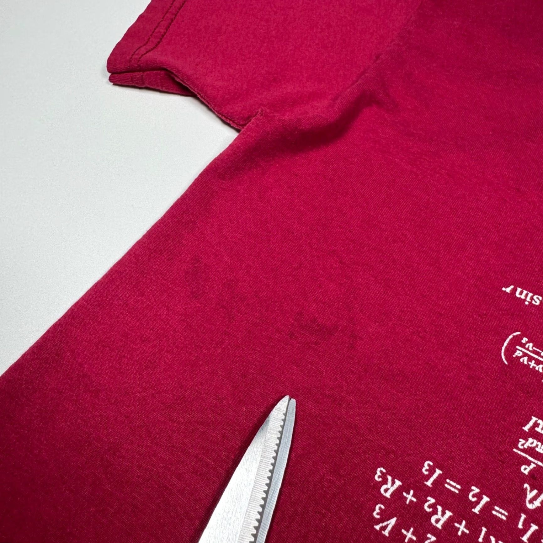 Vintage VINTAGE Physics Garfield Jim Davis Shirt - Burgundy - Medium - 90s - Men - T-Shirt - Unbranded - Regular - Burgundy - 90s - Mens Size US M / EU 48-50 / 2 - 6 Thumbnail